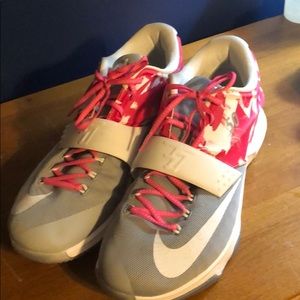 Nike Men's Basketball KD Shoes